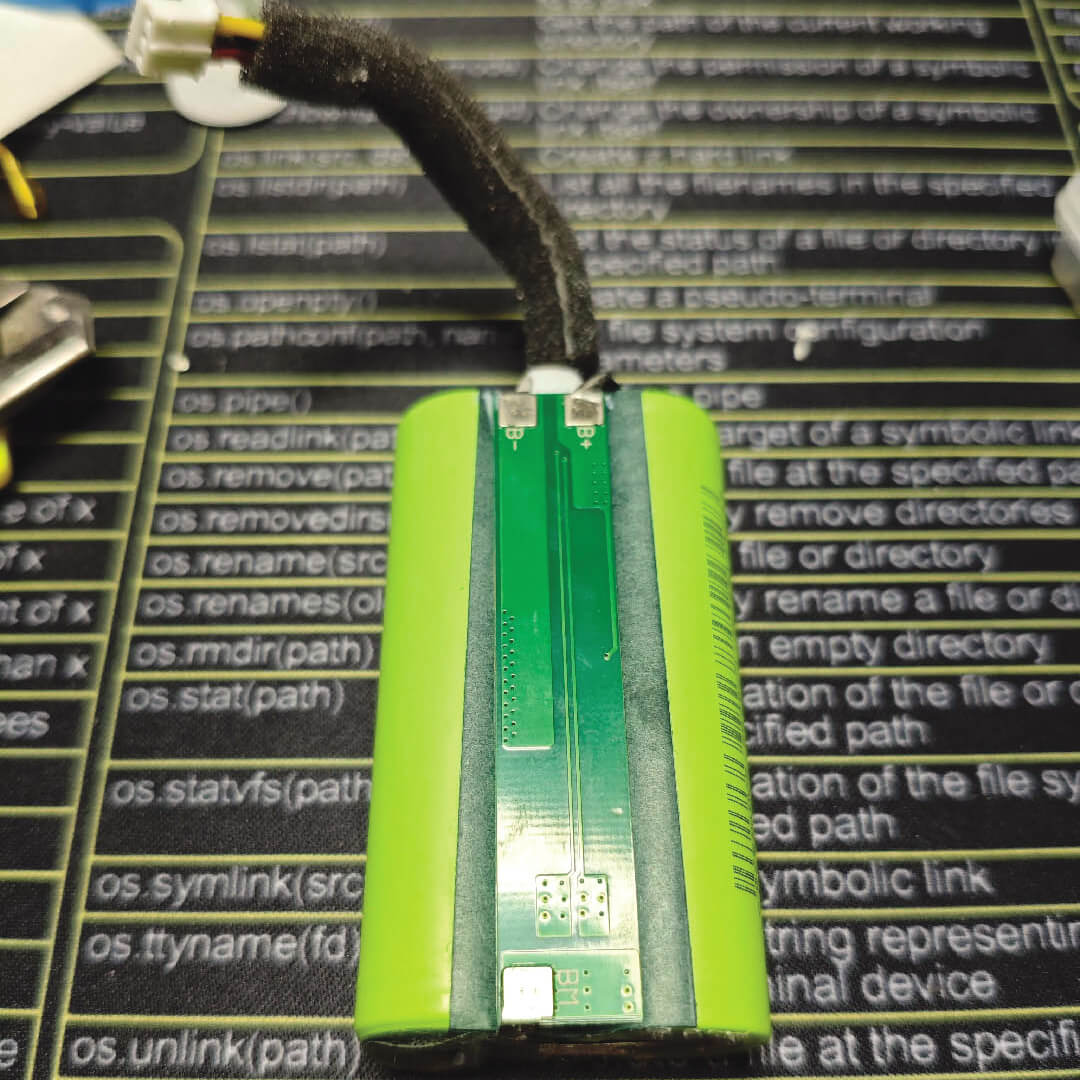 Batterie 18650 avec son circuite de charge BMS2S