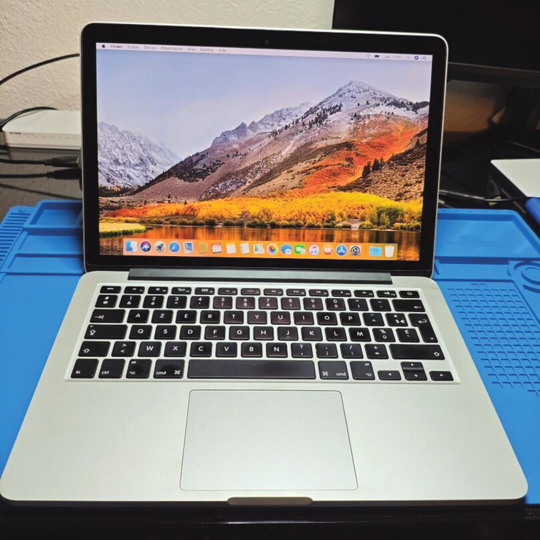Fin de la réparation de l'écran du MACBOOK PRO